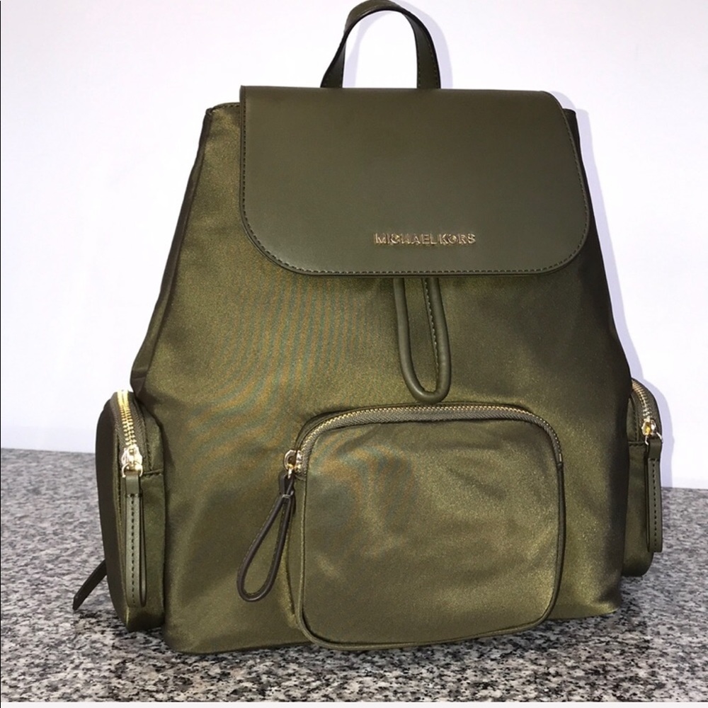 Michael Kors Nylon cargo backpack olive green - Picture 2 of 8